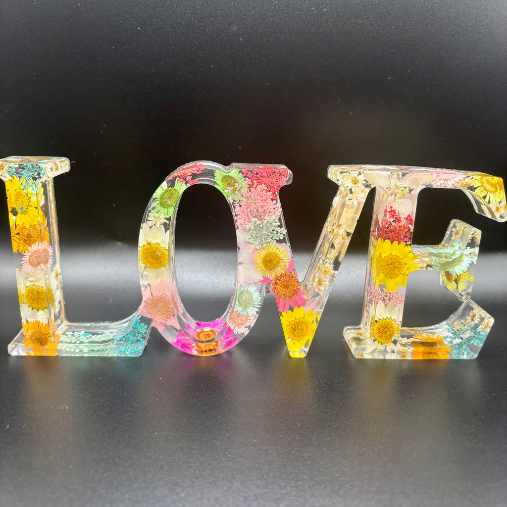 LOVE Sign - Real dried Multicored Daisies