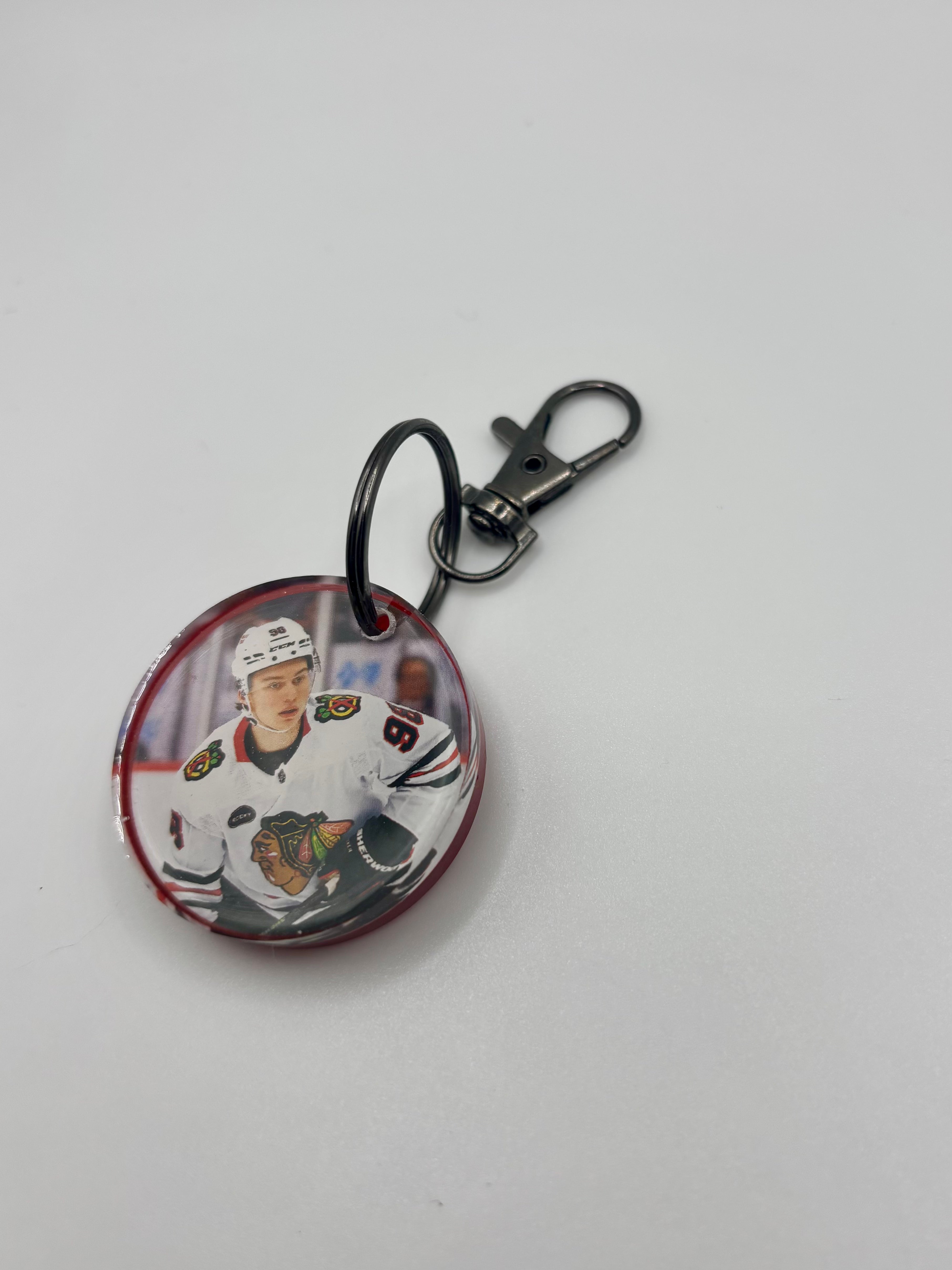 Conor Bedard Keychain – Chicago Blackhawks NHL Superstar #98