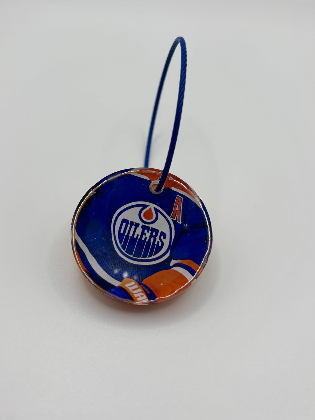 Edmonton Oilers Keychain – Royal Blue Home Jersey Edition