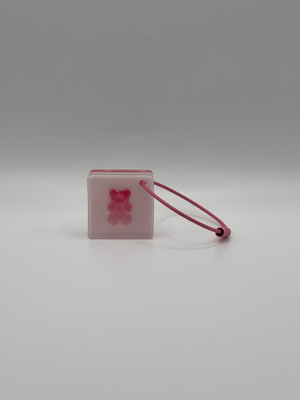 UNIQUE 3-Inch Handmade Pink Wire Keychain – Pink Bear Glow